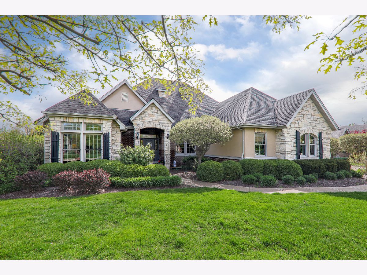 Homes Sold Foxborough Estates Mokena Illinois, 19935 Foxborough
