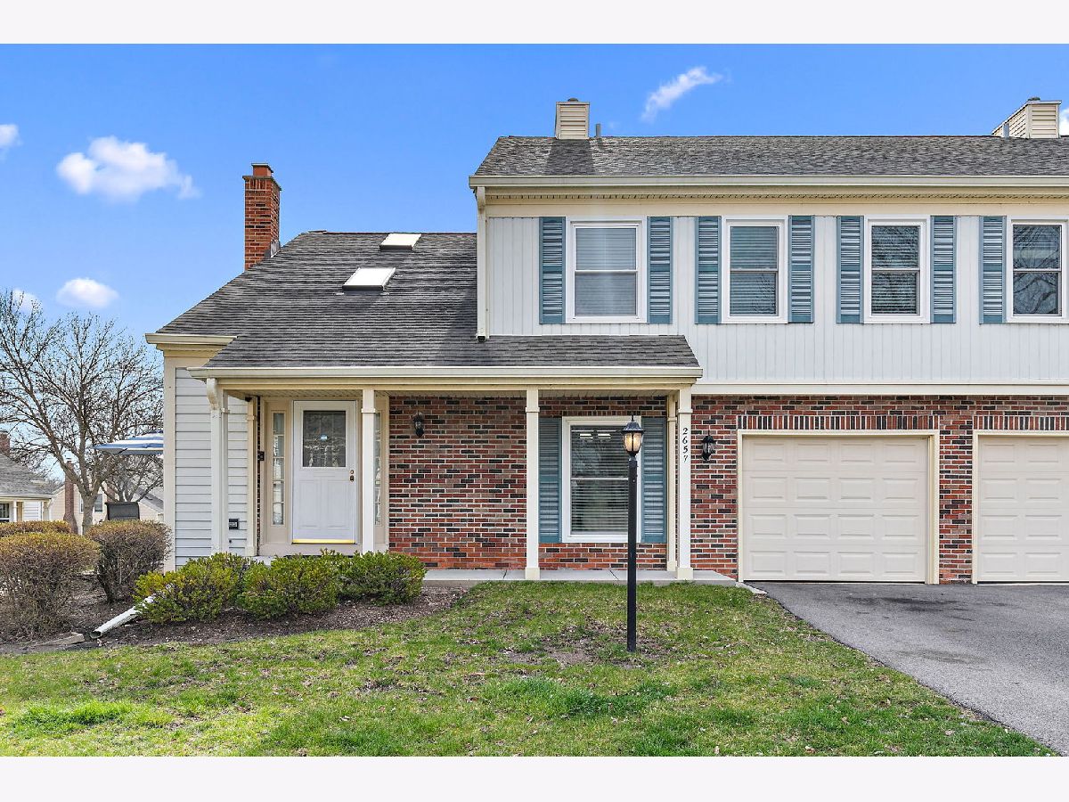 Townhomes & Condos Sold College Hill Schaumburg Illinois, 2657 College Hill