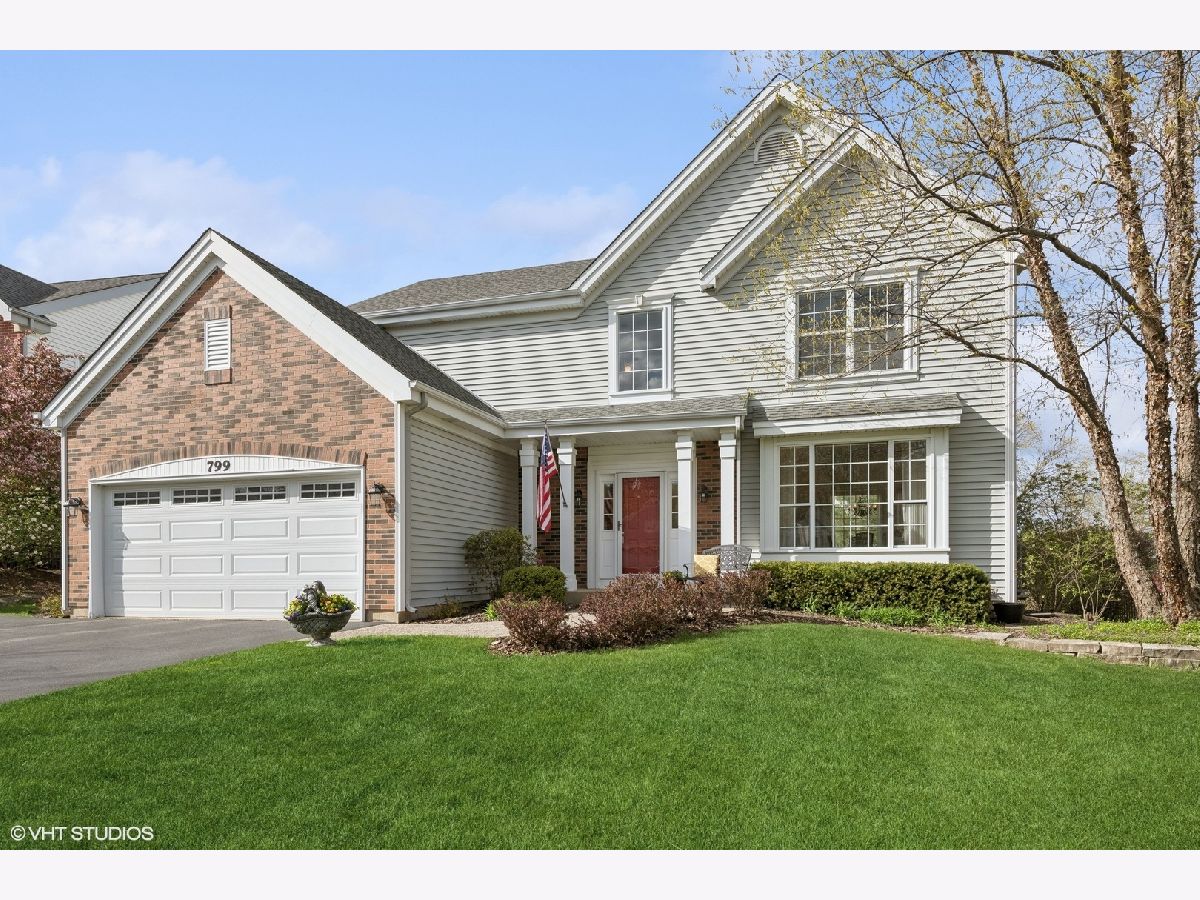 Homes Sold Hunters Creek Lake Zurich Illinois, 799 Foxmoor