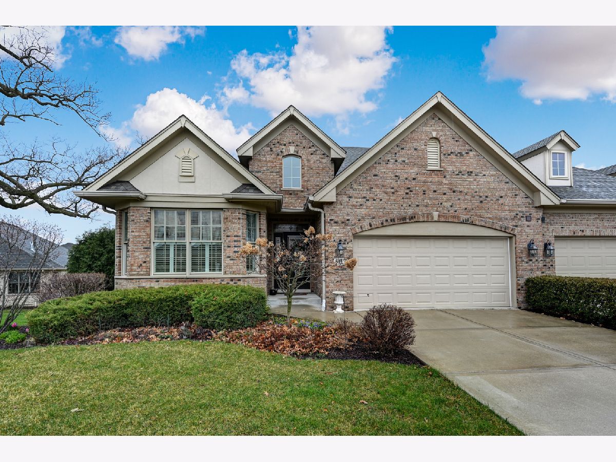 Townhomes Sold Woodglen Lemont Illinois, 614 Woodglen
