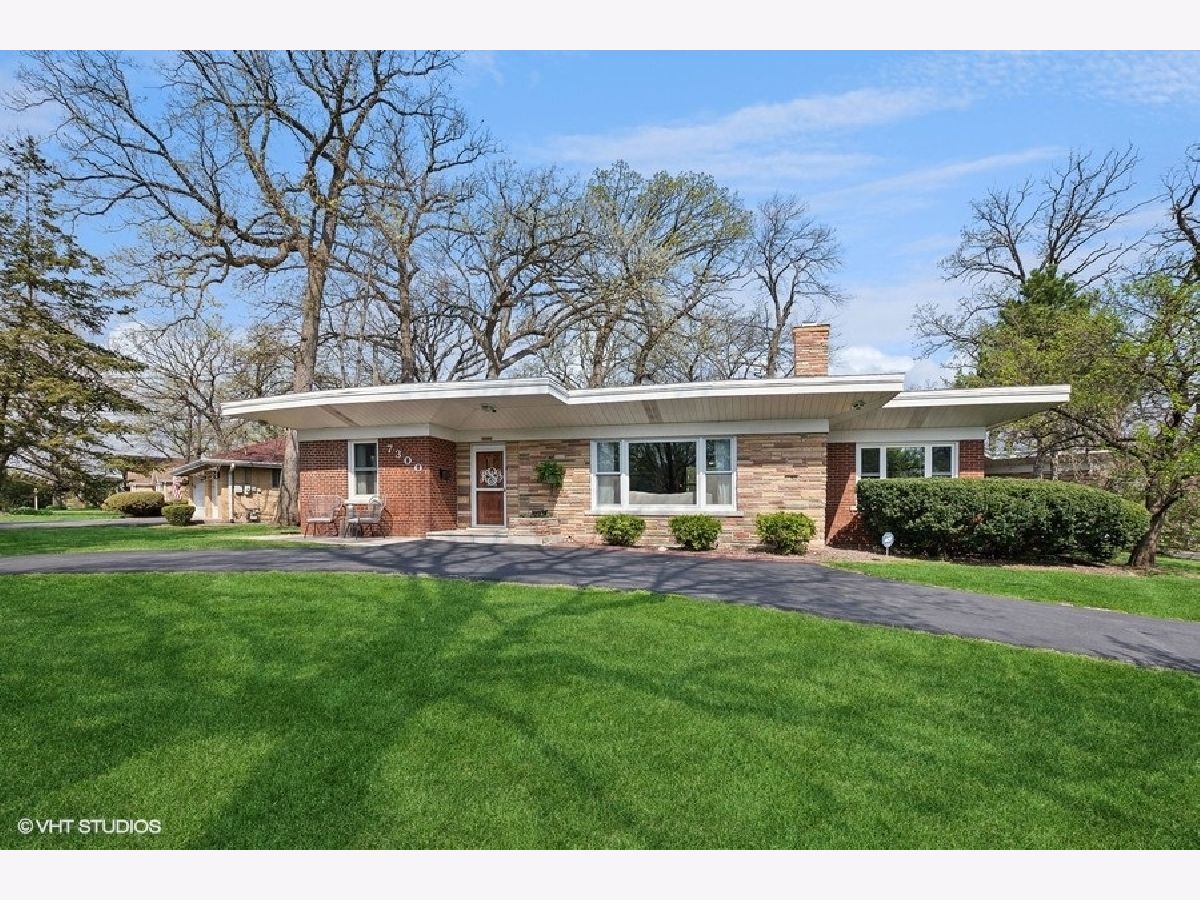 Homes Sold Worth Woods Worth Illinois, 7300 108th