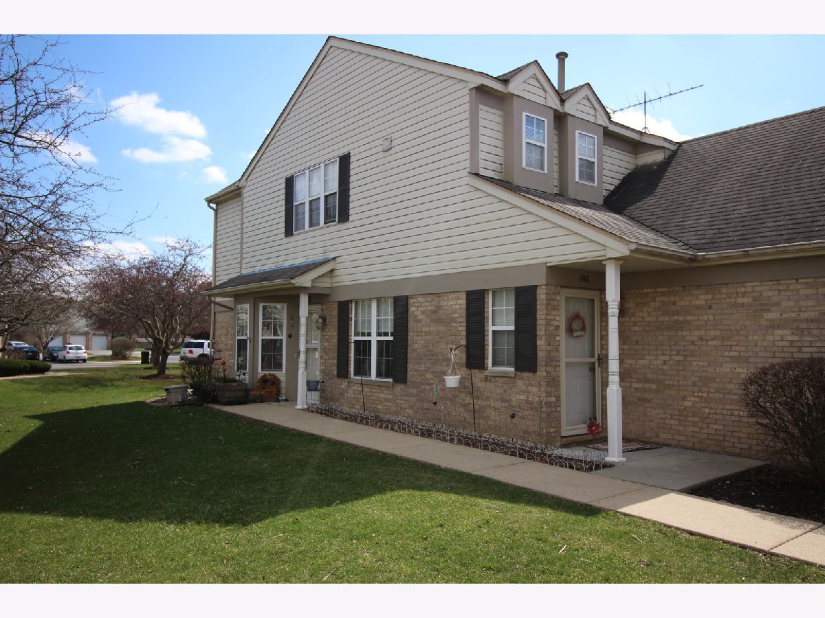 Condominiums Sold Spring Ridge Condominiums Crystal Lake Illinois, 350 Crystal Ridge