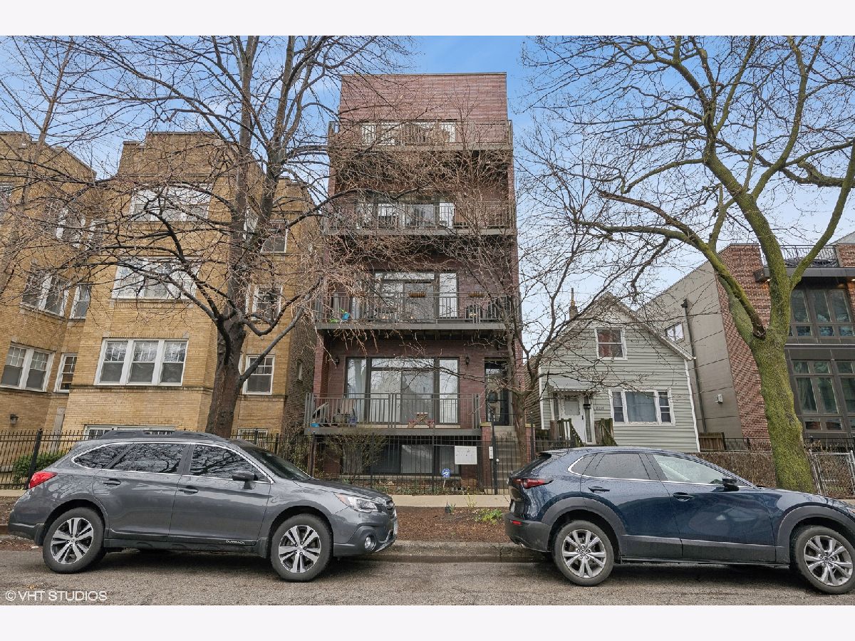 Condominiums & Homes Sold Palmer Square Chicago Illinois, 2019 Whipple