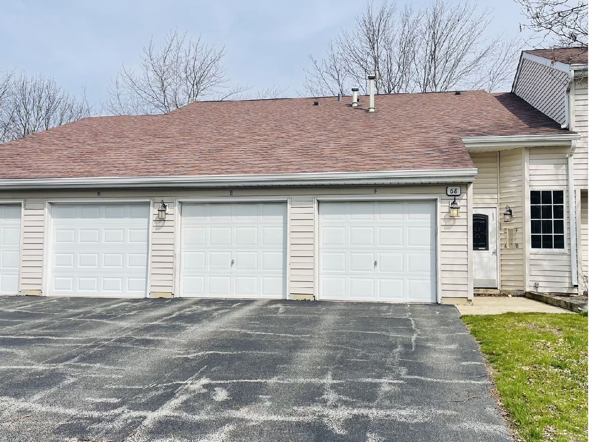 Condos & Townhomes Sold Victorian Park Streamwood Illinois, 68 Victoria