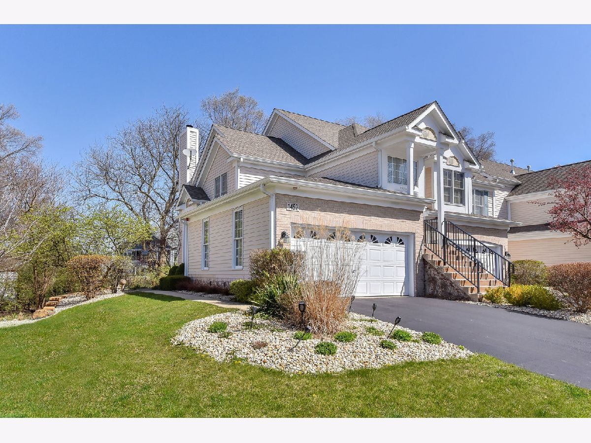 Townhomes Sold Baileywood Naperville Illinois, 1452 Whitespire