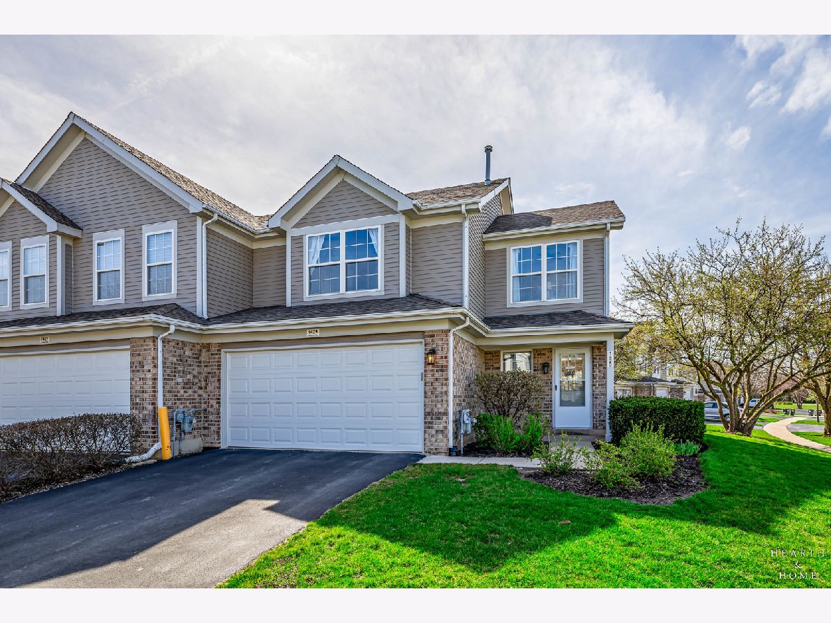 Townhomes & Condos Sold Pembroke Estates Roselle Illinois, 1429 Brittania