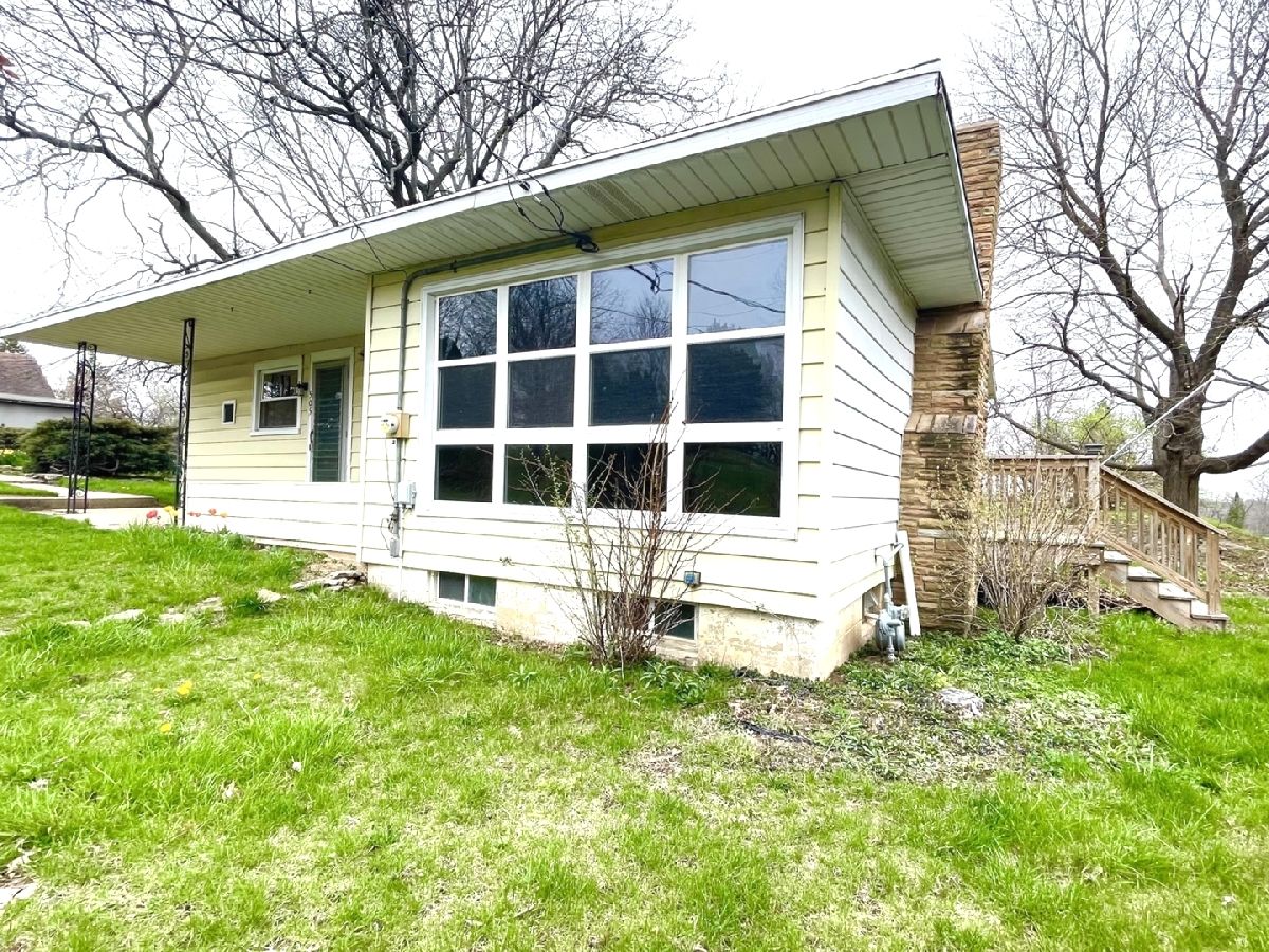  Sold Mark Illinois, 505 Saint Paul