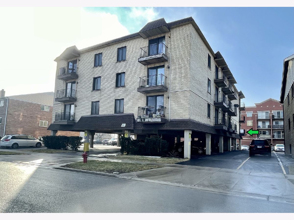 Condominiums Sold Lawrence Court Condos Schiller Park Illinois, 9815 Lawrence