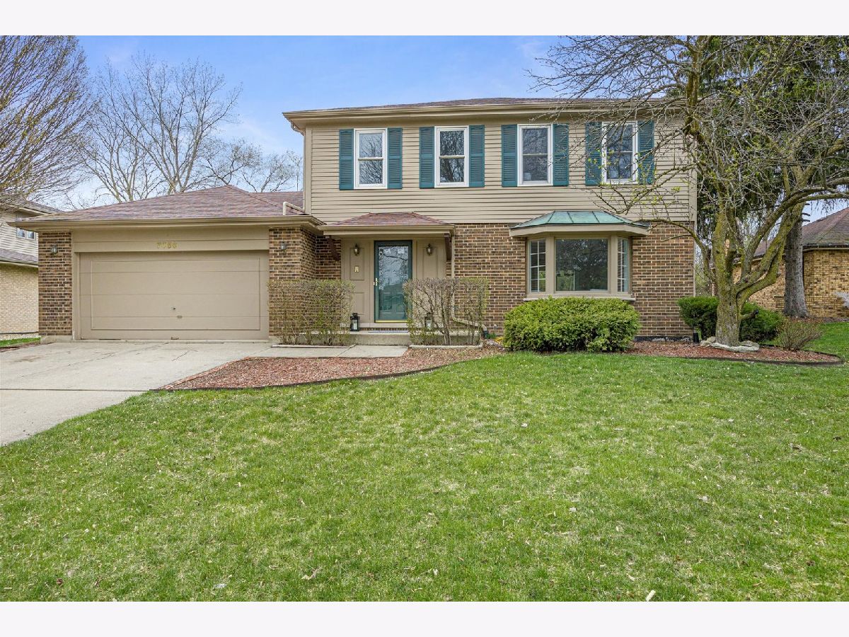Homes Sold Farmingdale Ridge Darien Illinois, 7756 Wakefield