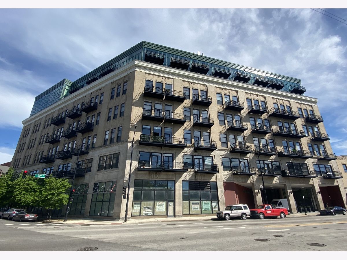 Condominiums Sold Paramount Lofts Chicago Illinois, 1645 Ogden