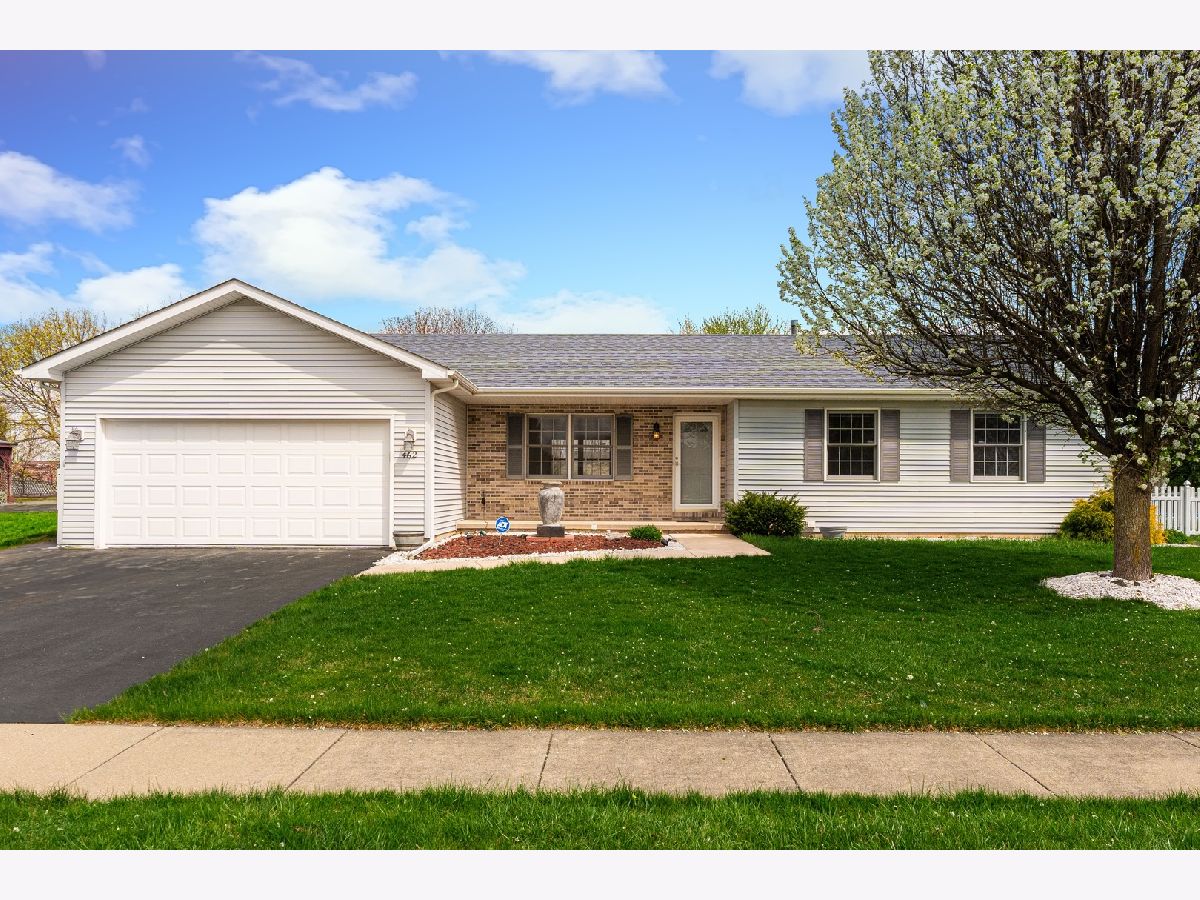 Homes & Condos & Townhomes Sold Knolls At Prairie Creek Dekalb Illinois, 462 Knolls