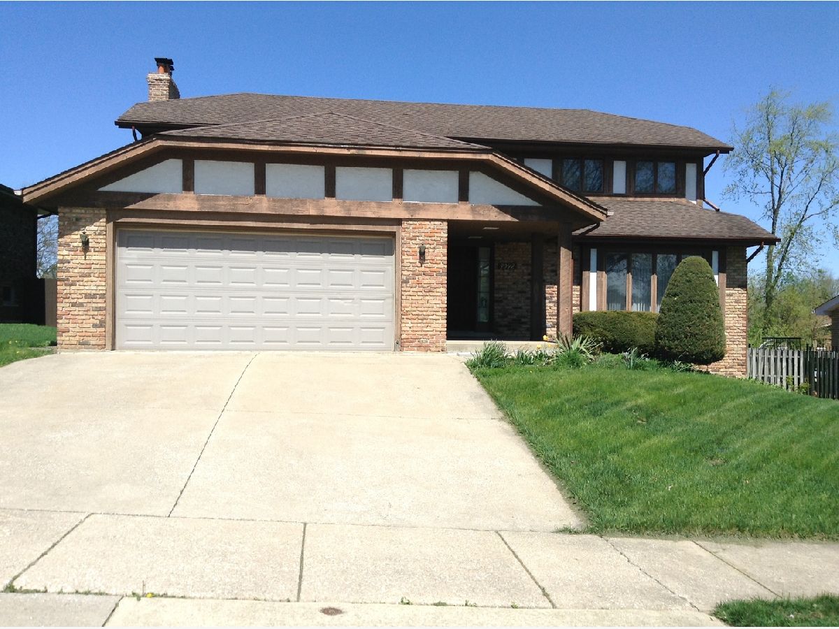 Homes Sold Runnymeade Palos Hills Illinois, 9042 Stratford