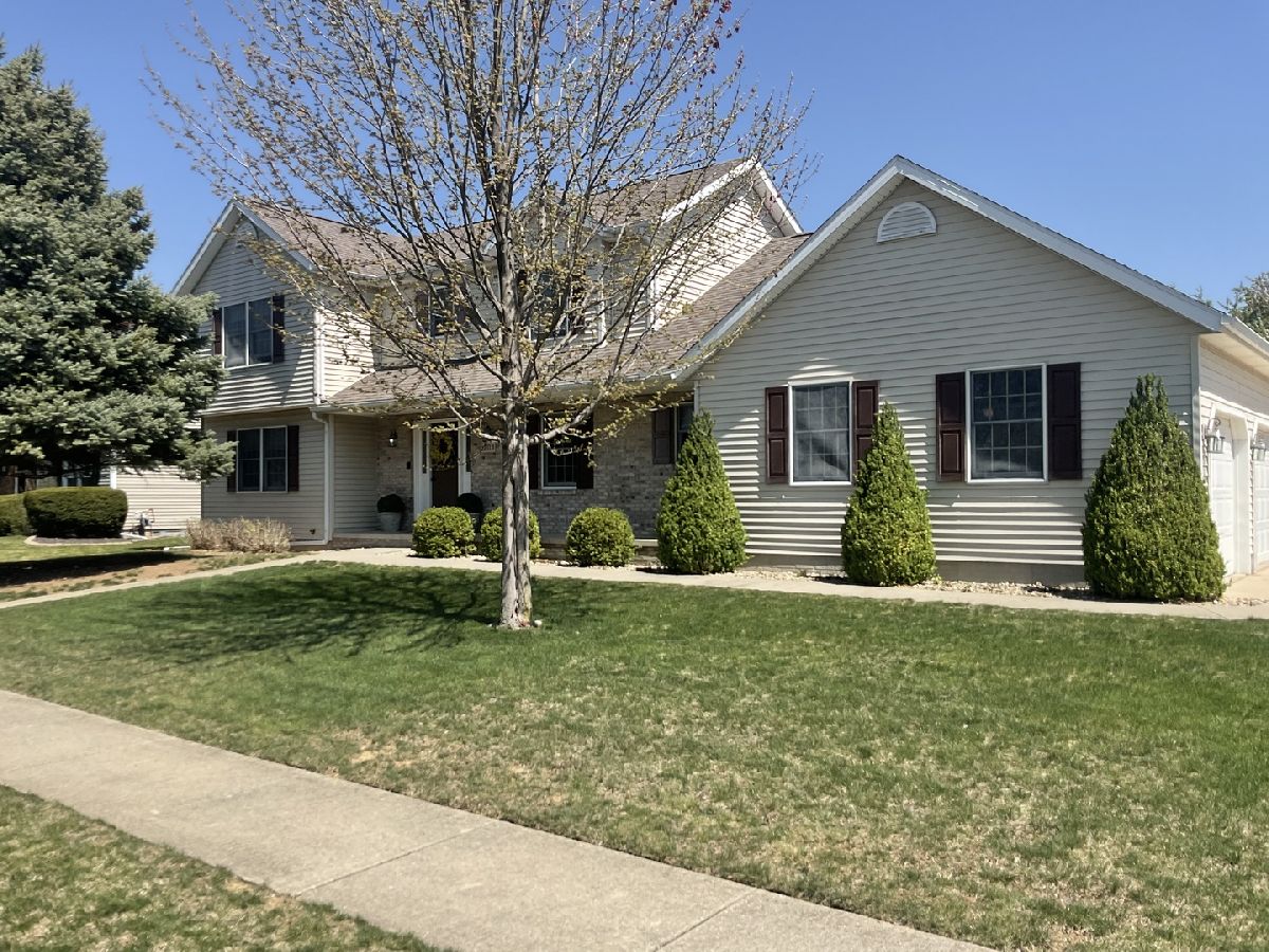 Homes & Condos & Townhomes Sold Eastmoor Bloomington Illinois, 1203 Kenneth