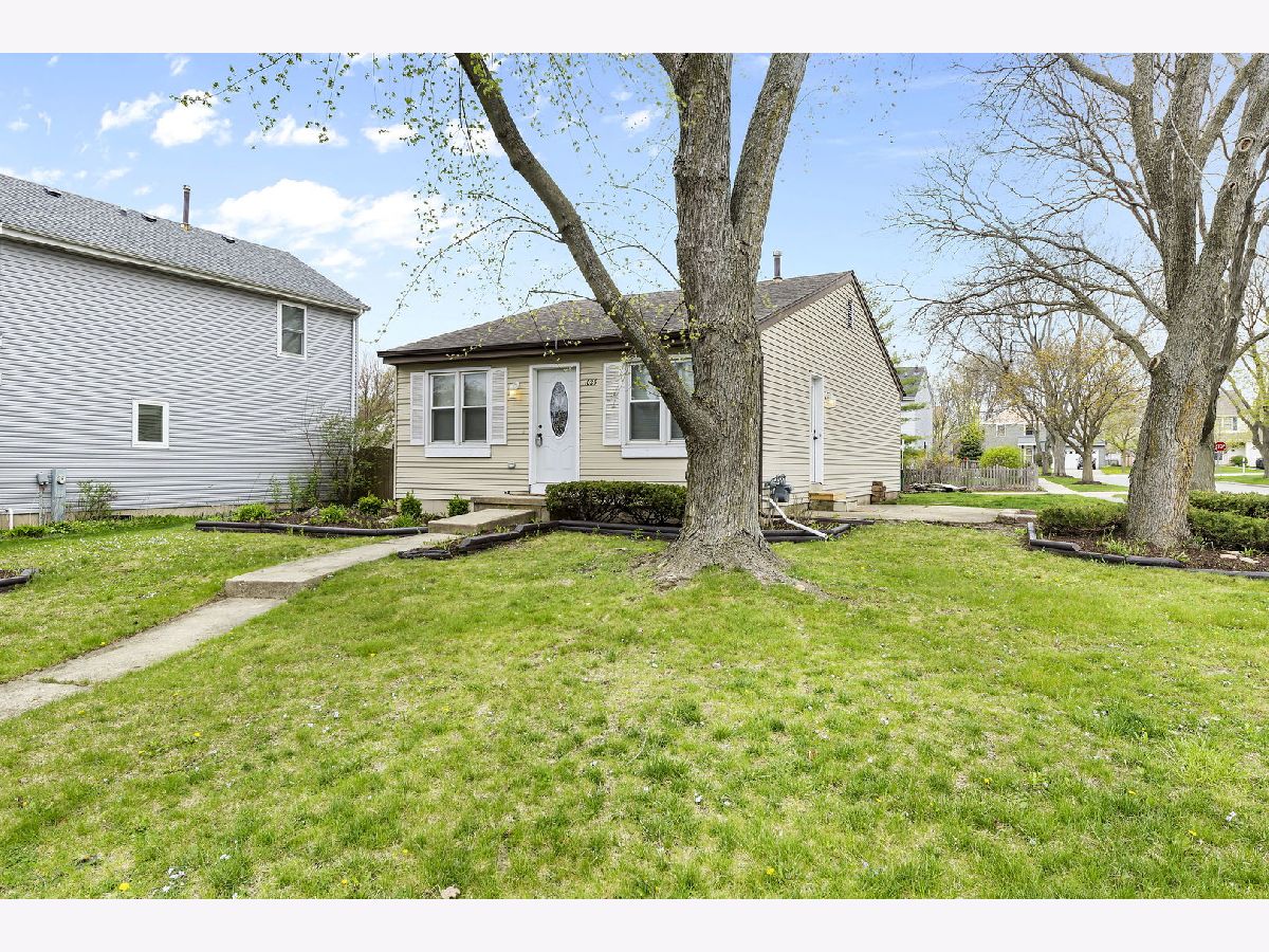 Homes Sold Geneva East Geneva Illinois, 1025 Britta