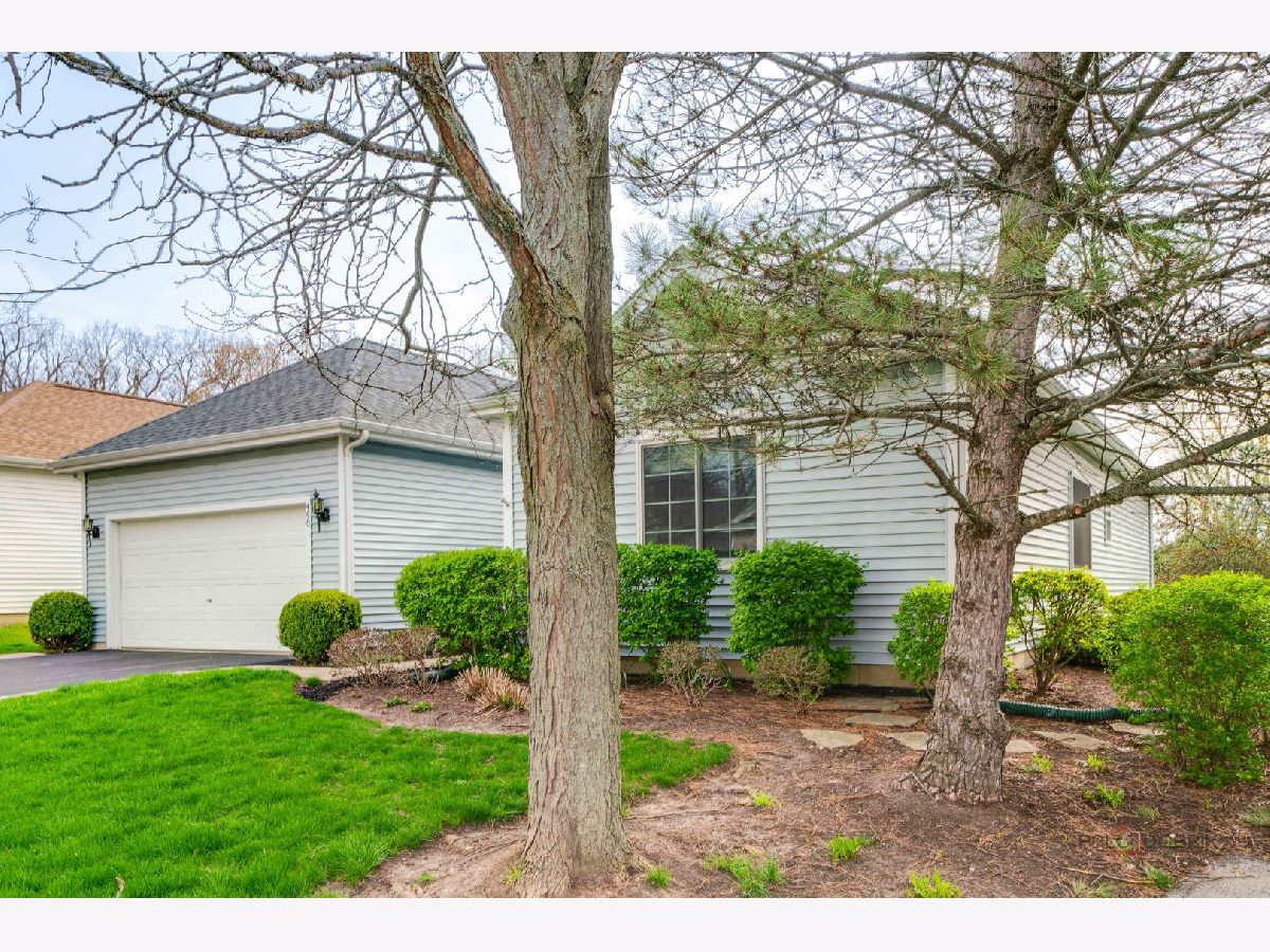 Homes Sold Sedgewood Cove Lindenhurst Illinois, 450 Crooked Lake