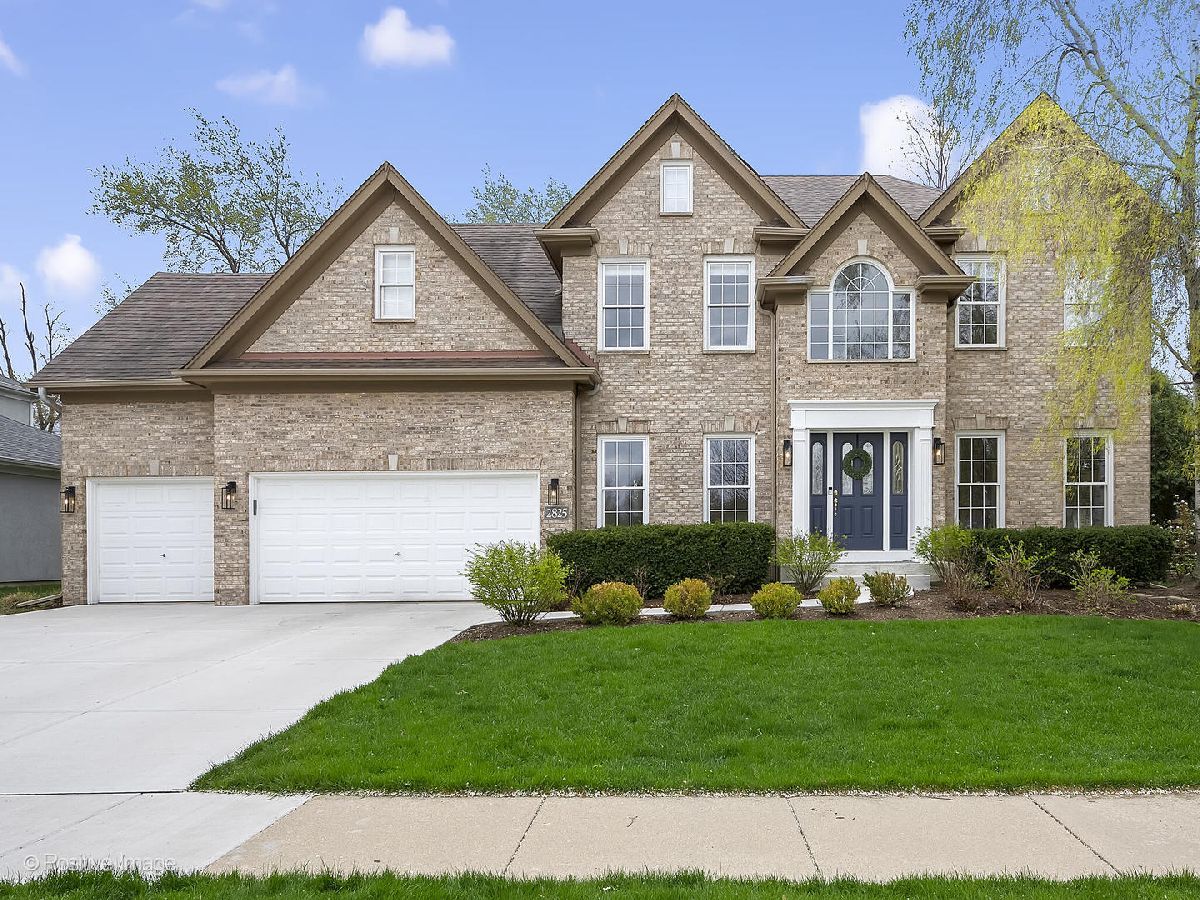 Homes Sold Harris Farm Aurora Illinois, 2825 Clara