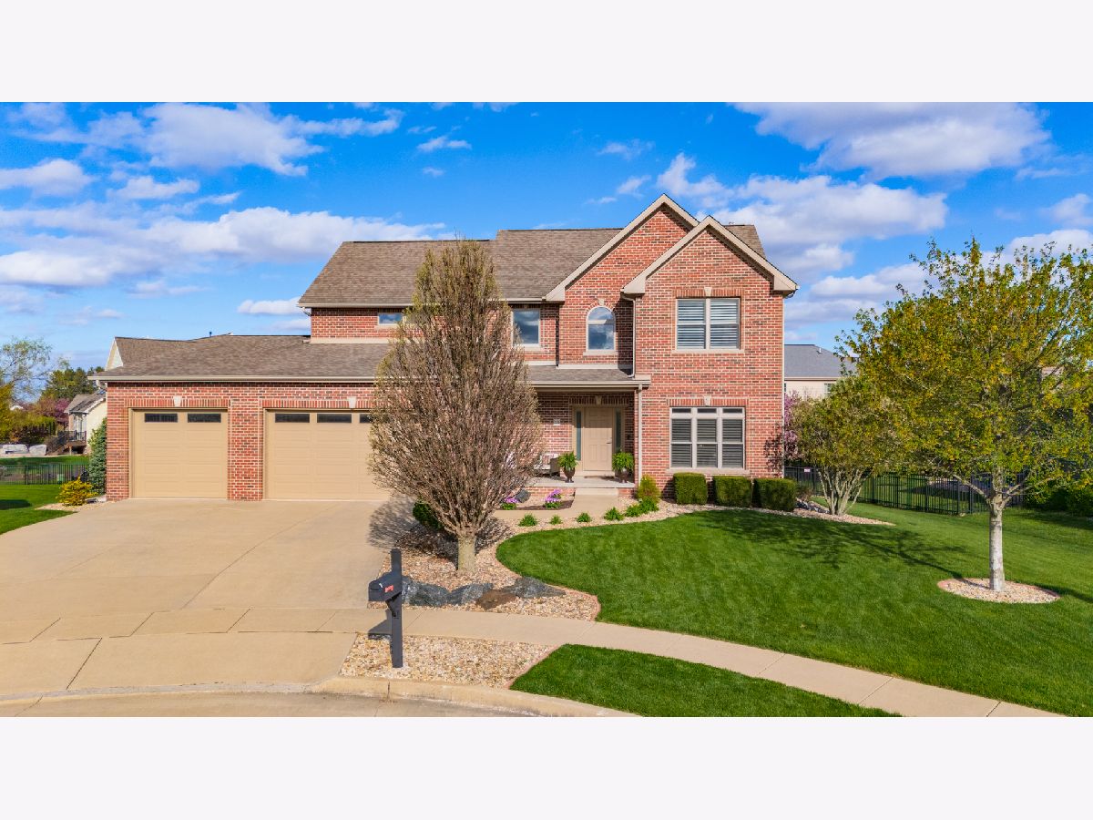 Homes & Condos & Townhomes Sold Royal Links Bloomington Illinois, 13 Kilborn