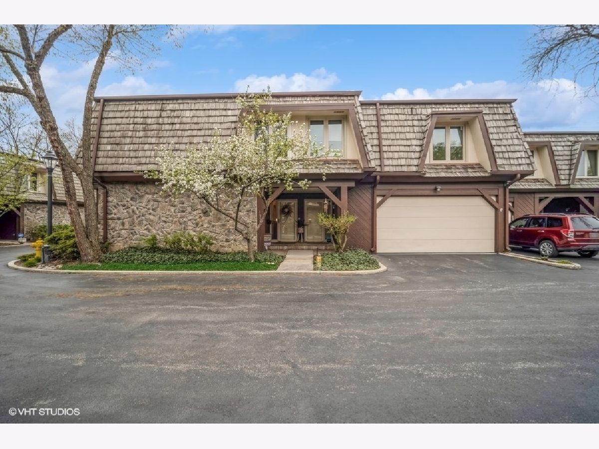 Townhomes Sold Big Oak Glenview Illinois, 1557 Winnetka