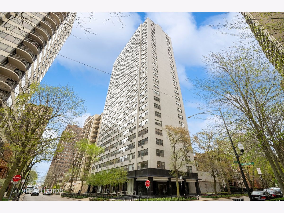 Condominiums Sold State Parkway Condos Chicago Illinois, 1445 State