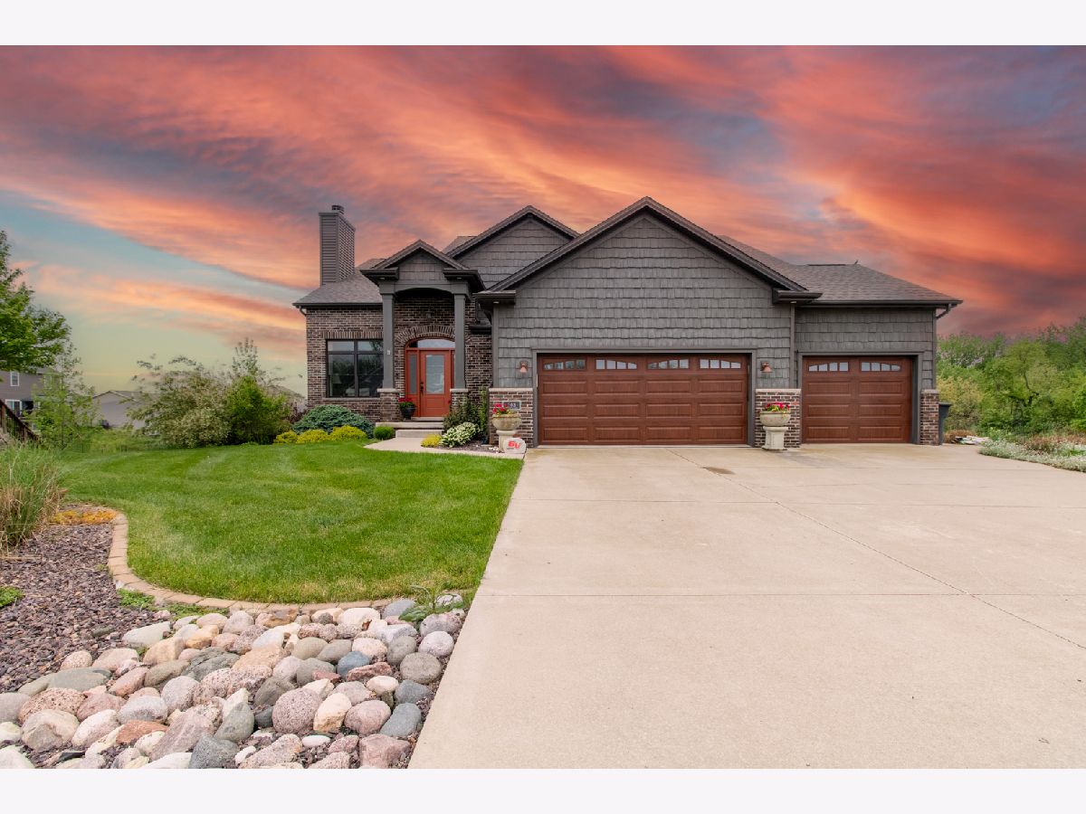 Homes Sold Beecher Trails Downs Illinois, 103 Ozzie