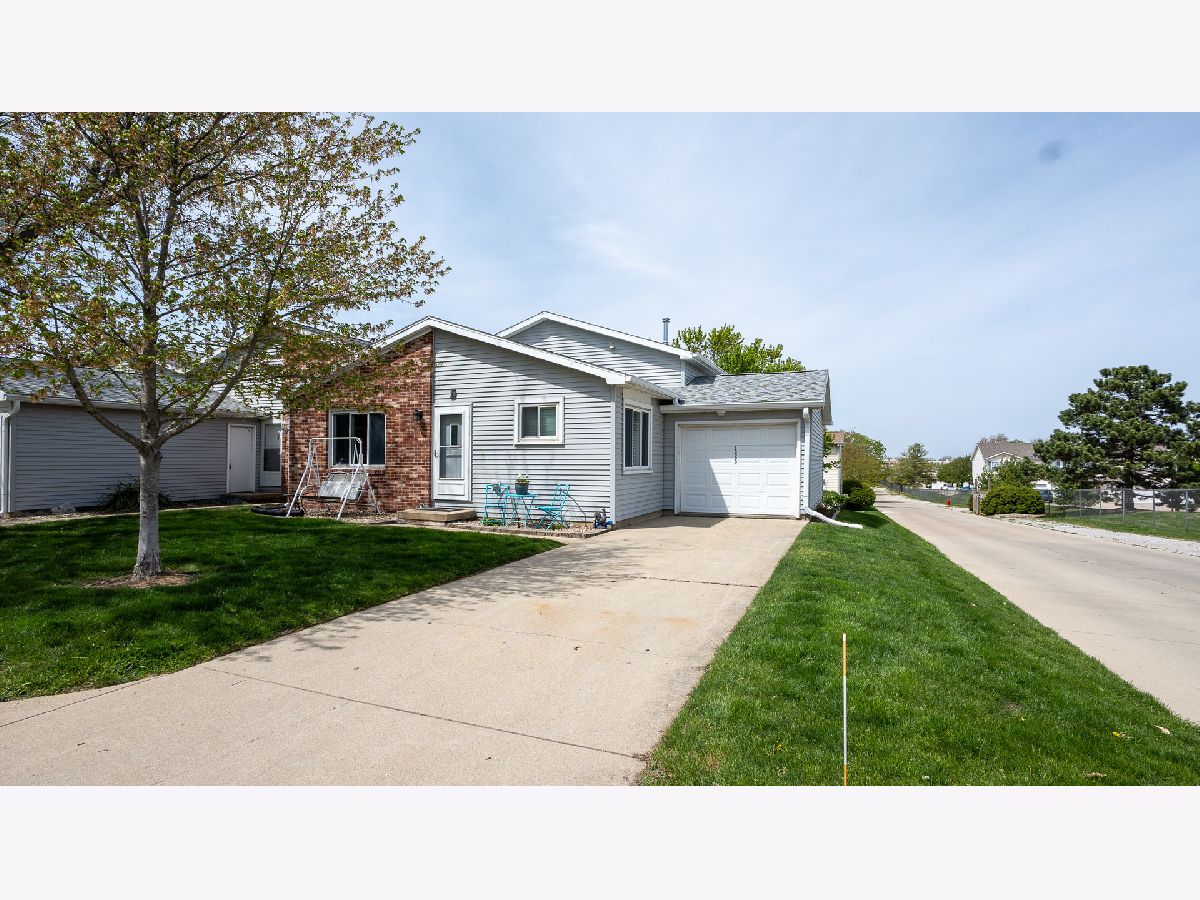 Condos & Townhomes Sold Landmark Normal Illinois, 1538 Hunt