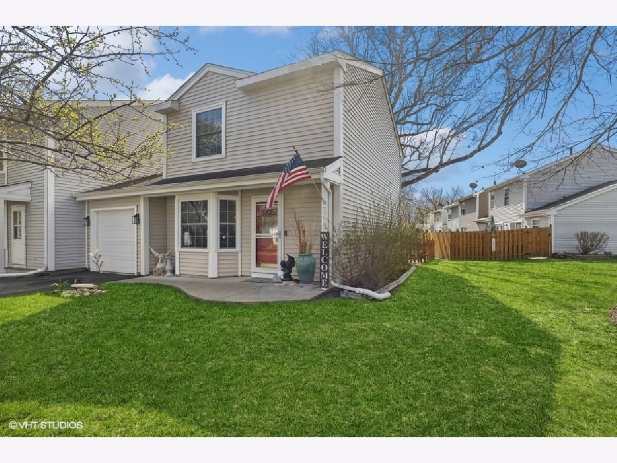 Townhomes & Homes Sold Southport Village Island Lake Illinois, 3725 Linden