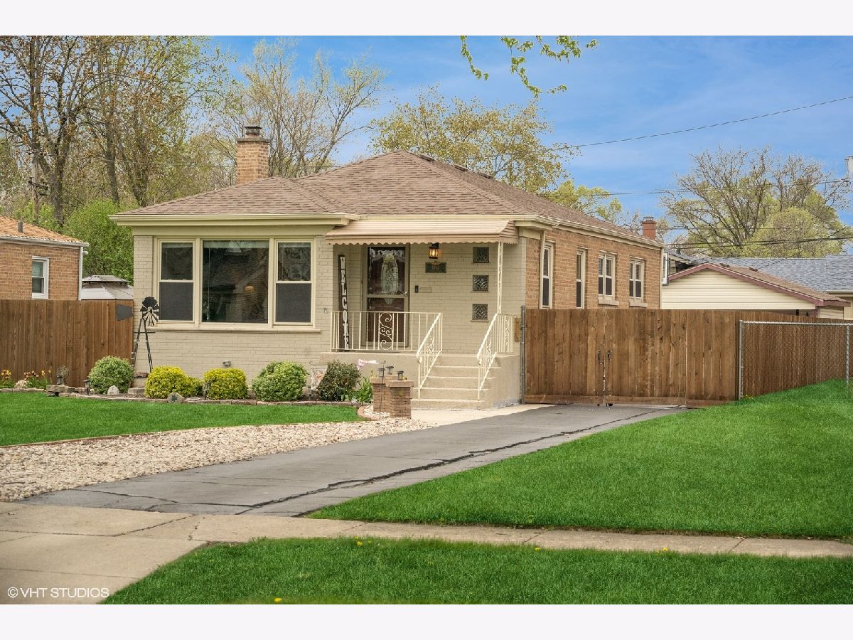 Homes & Condos & Townhomes Sold Oak Dale Oak Lawn Illinois, 4984 Wick