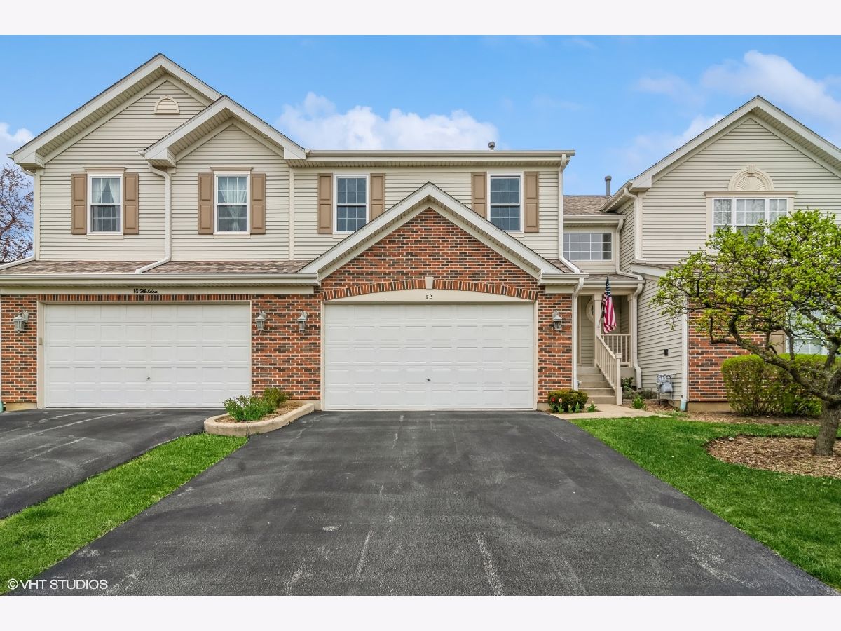 Townhomes & Homes Sold The Highlands Streamwood Illinois, 12 Walden