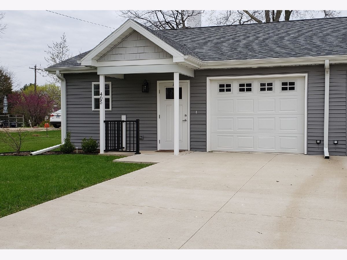  Rented Sheffield Illinois, 405 Main