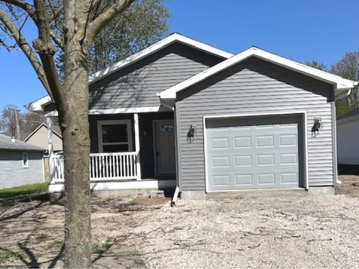  Sold Carbon Hill Illinois, 681 Third