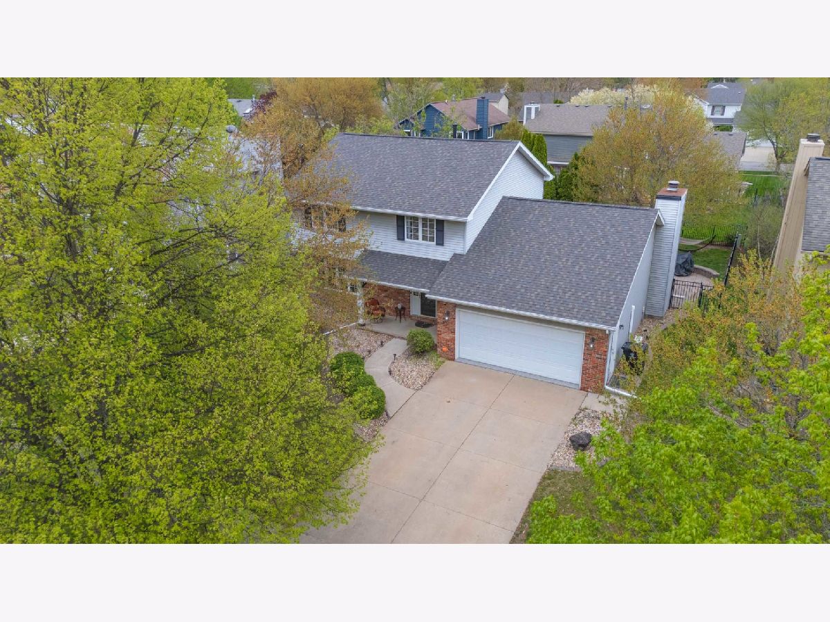 Homes & Condos & Townhomes Sold Rollingbrook S. Bloomington Illinois, 33 Chiswick