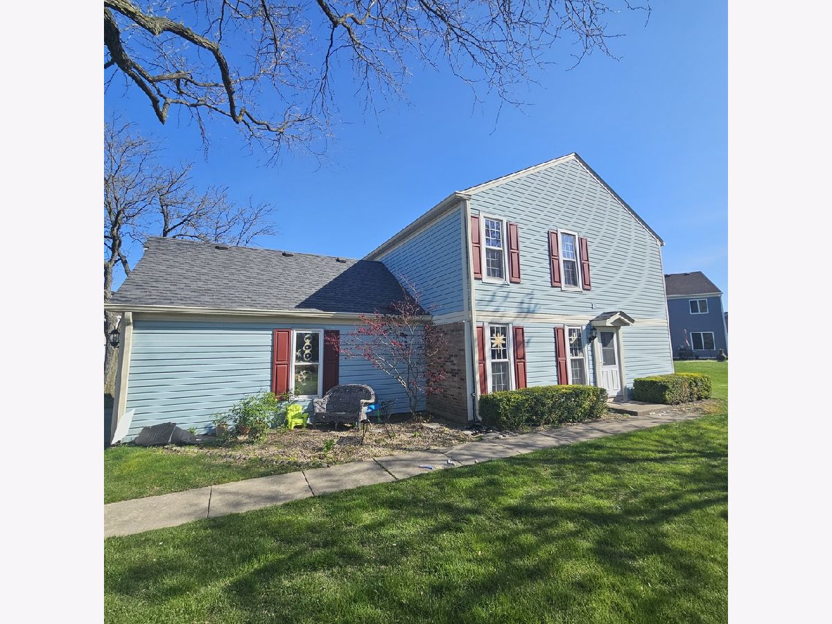 Townhomes Sold Country Oaks Aurora Illinois, 2685 Waterford