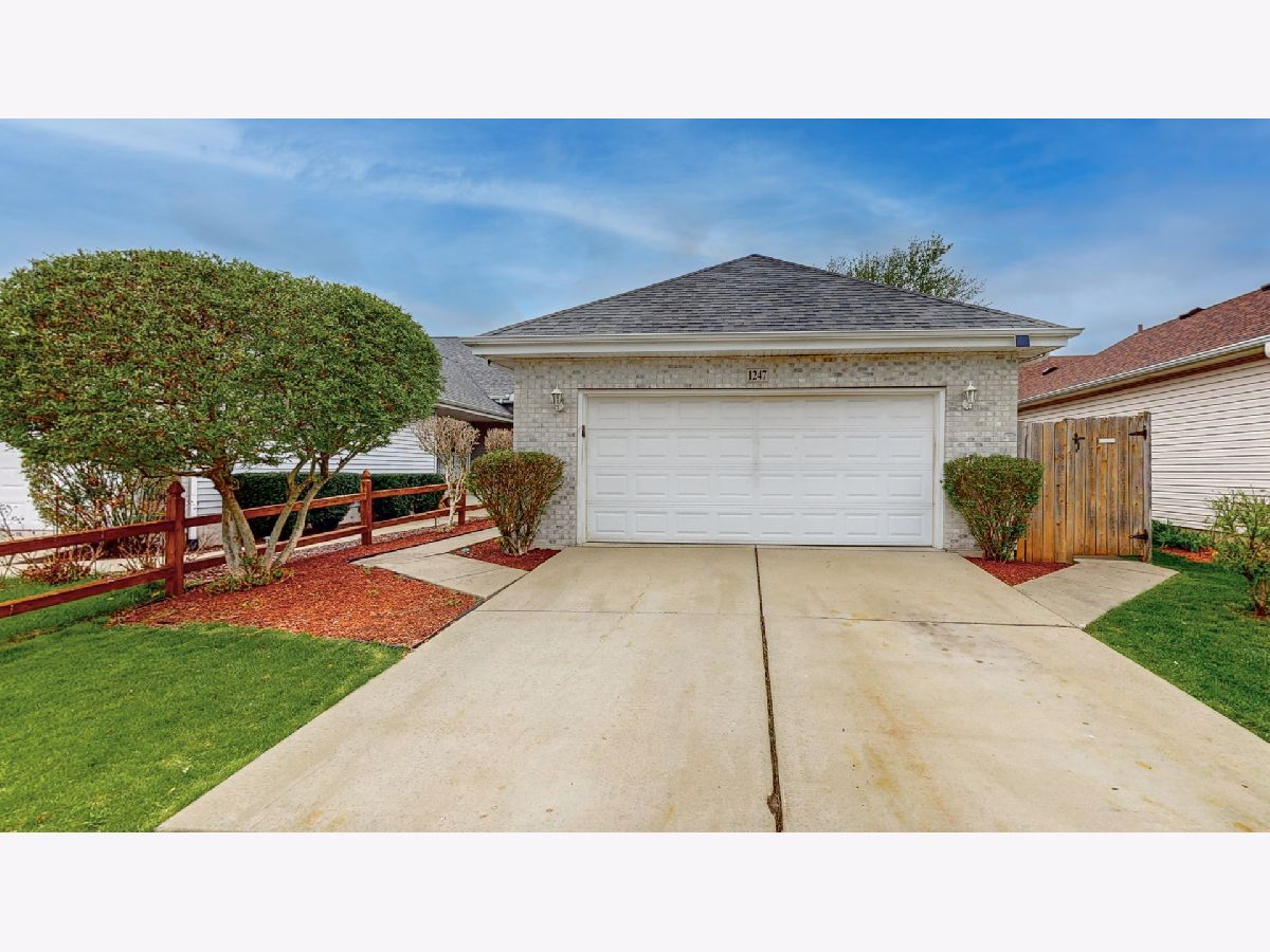 Condos & Townhomes Sold River Glen Joliet Illinois, 1247 O'leary