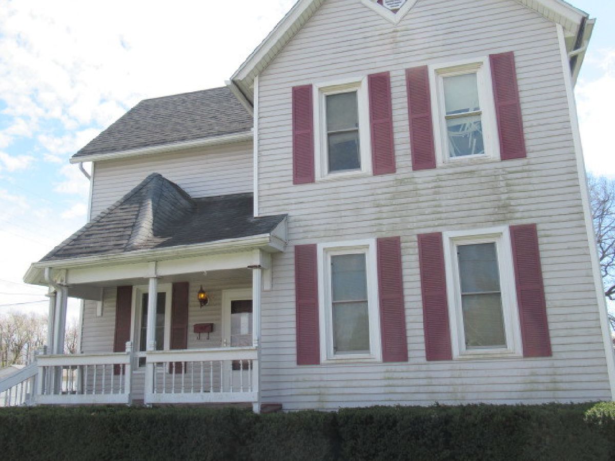  Sold Paris Illinois, 402 Sutherland