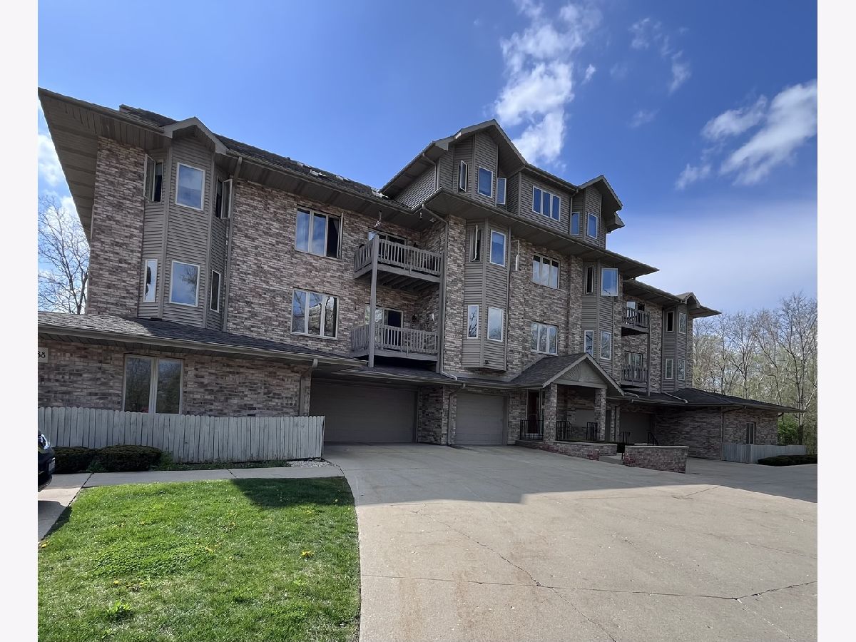 Condominiums Sold The Woods Zion Illinois, 3160 Woodland