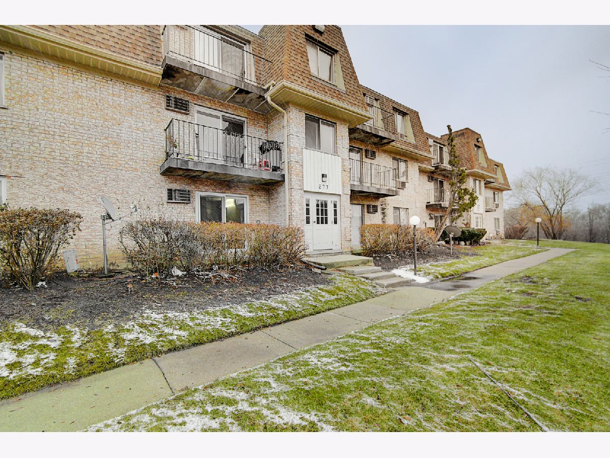 Condominiums Rented Shorewood Glendale Heights Illinois, 277 Shorewood