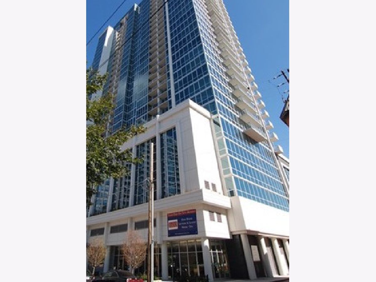 Condominiums Rented Adler Place Chicago Illinois, 1629 Prairie