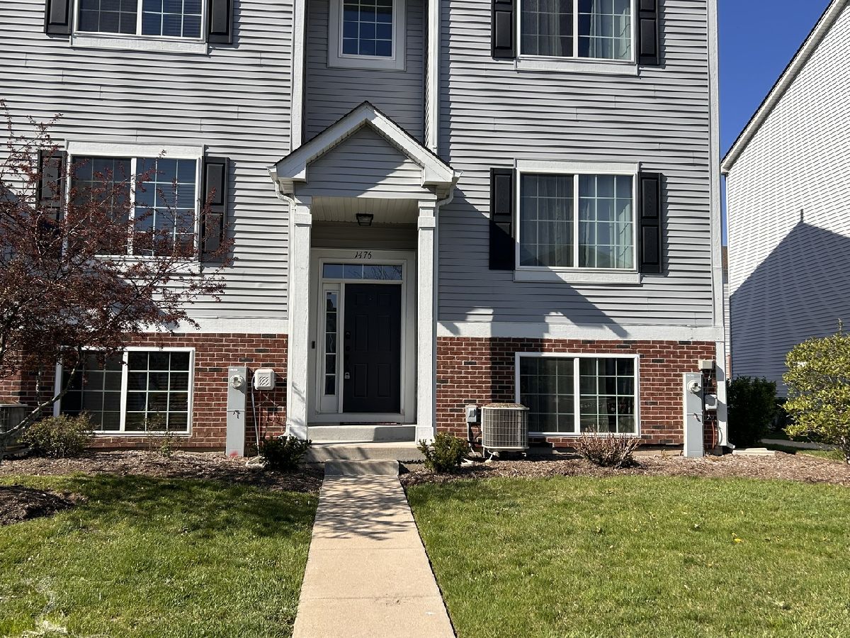 Townhomes & Homes Rented Fieldstone Place Montgomery Illinois, 1476 Manning