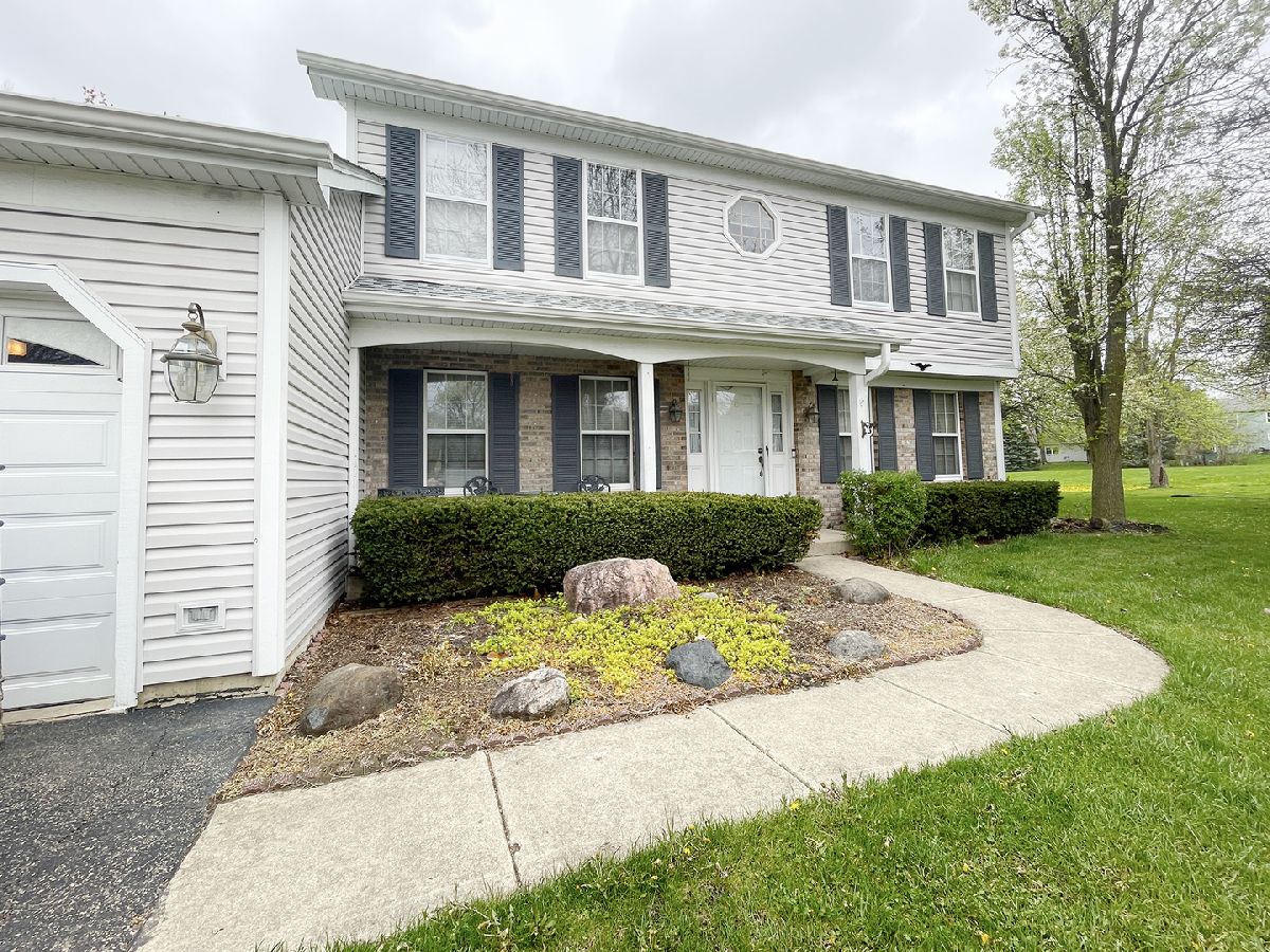 Homes Sold Cambridge East St Charles Illinois, 105 Cambridge