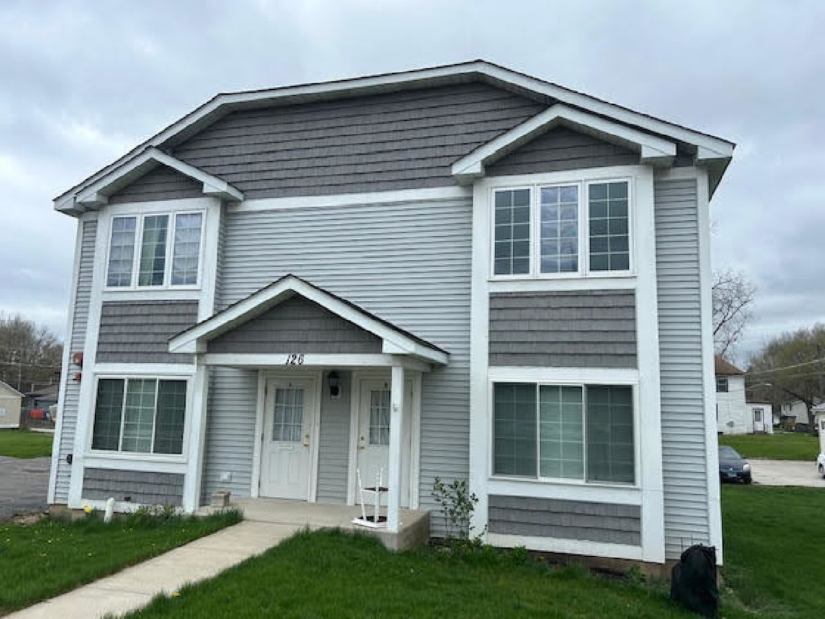  Rented Ingleside Illinois, 126 Washington