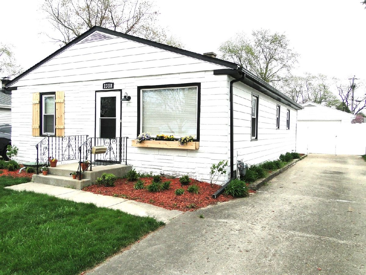Homes Sold Raynor Park Joliet Illinois, 1308 William