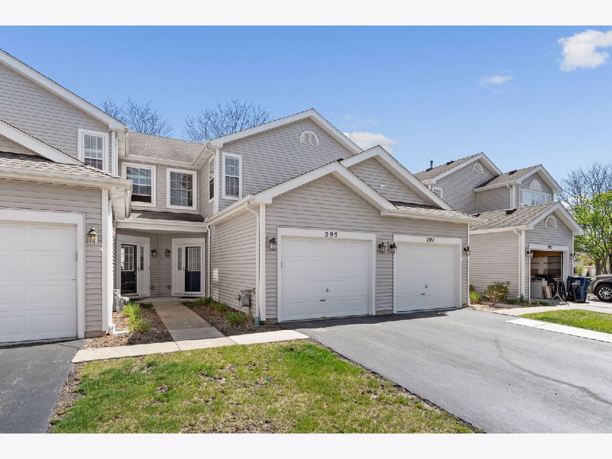 Townhomes Sold Meribel Schaumburg Illinois, 295 Glen Leven