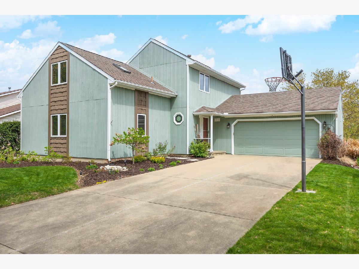 Homes Sold Suburban East Bloomington Illinois, 1311 Dianne