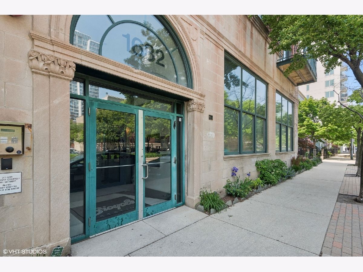 Condominiums Sold Bicycle Station Lofts Chicago Illinois, 1632 Indiana