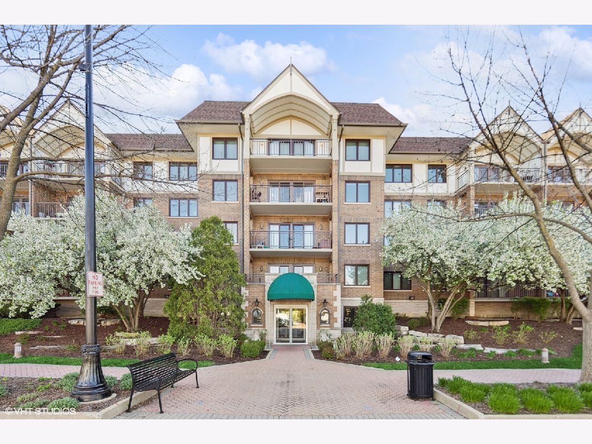 Condominiums Sold Shires At Clock Tower Mount Prospect Illinois, 5 Pine