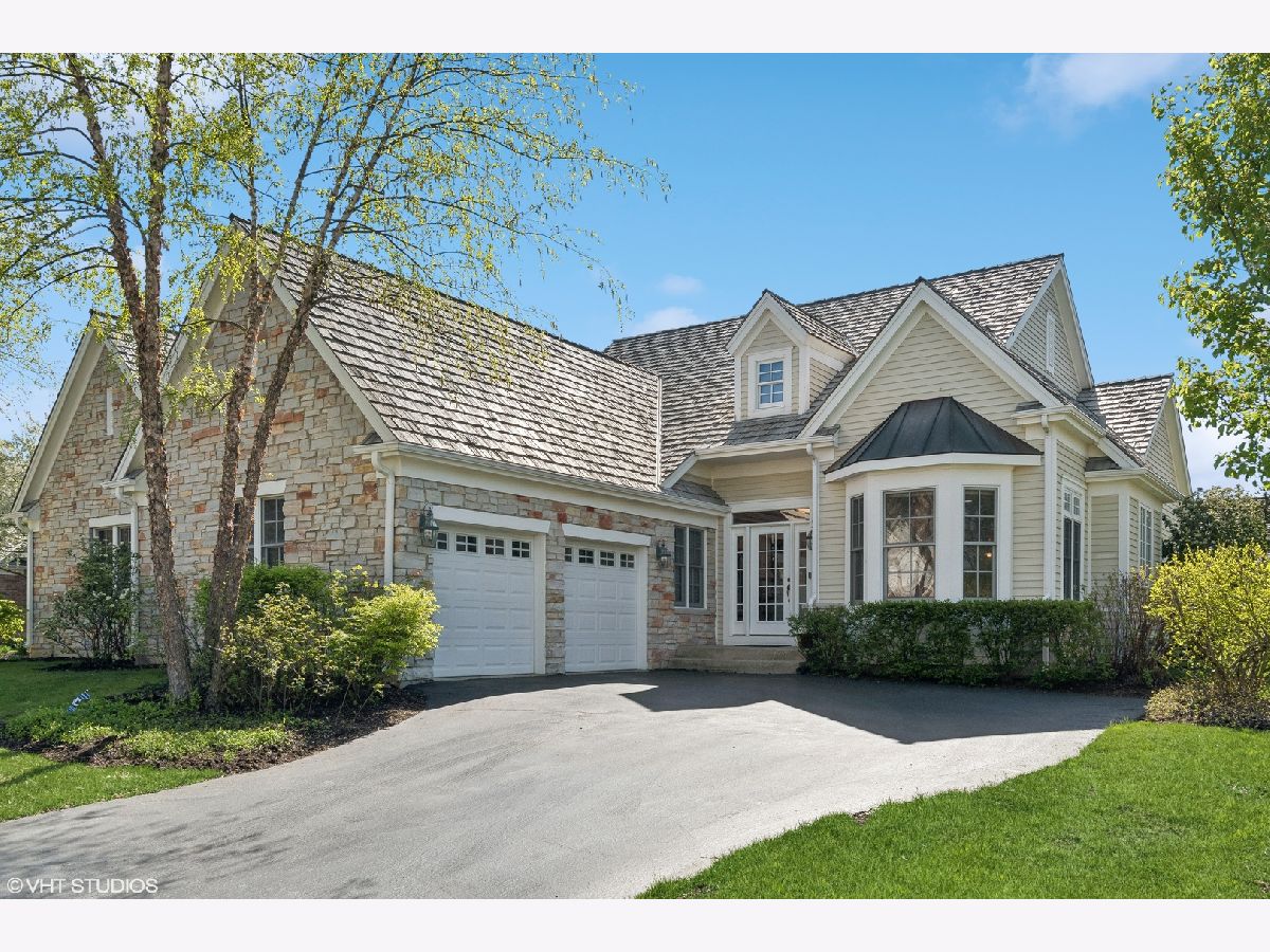 Townhomes & Homes Sold Stonebridge Lake Forest Illinois, 50 Canterbury