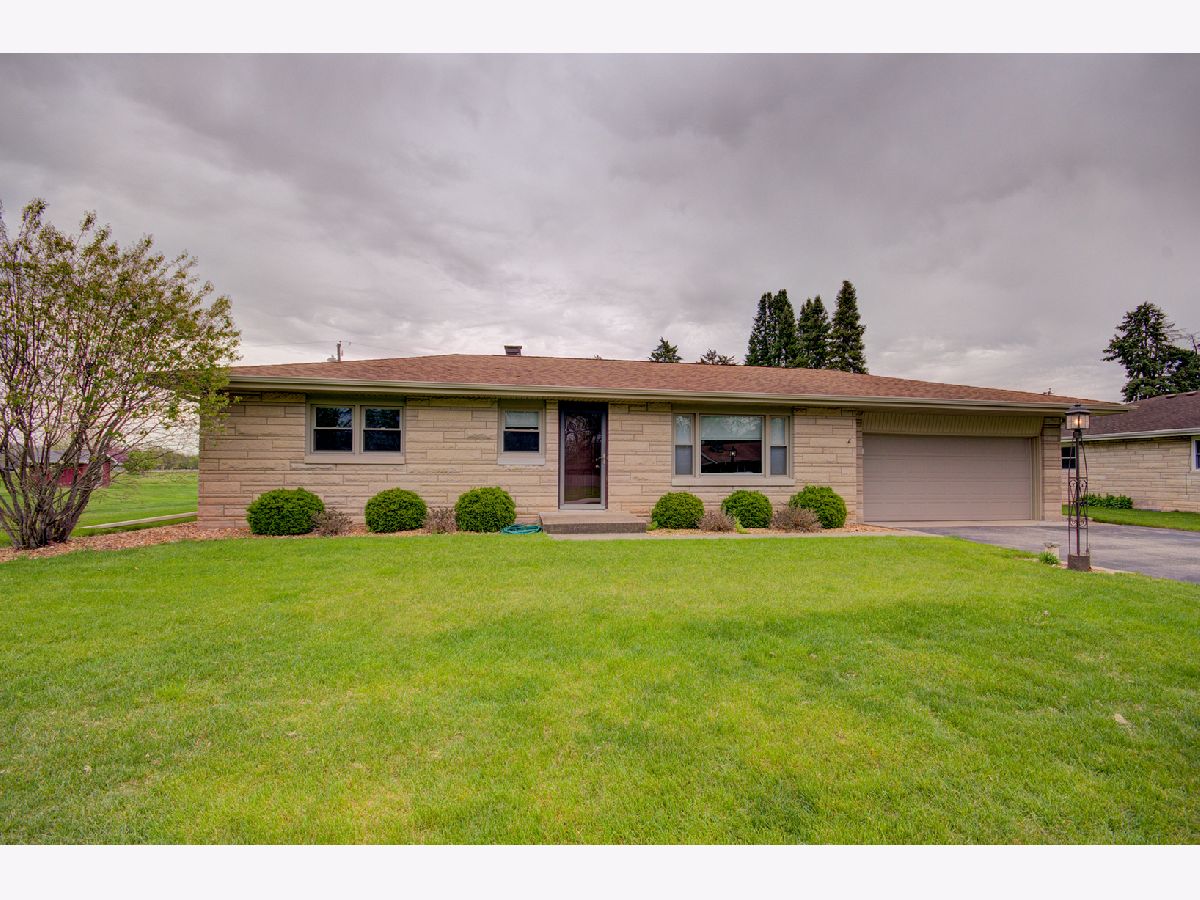 Rented Channahon Illinois, 22451 Carrie