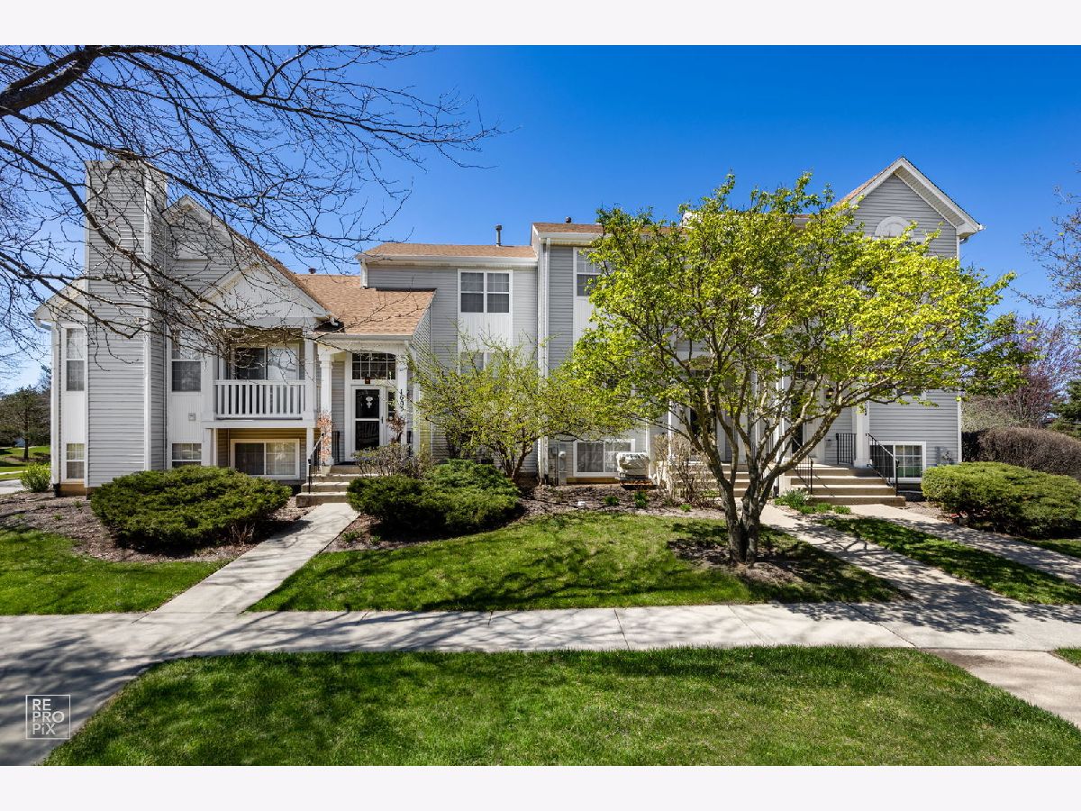 Townhomes & Homes Rented Greystone Gurnee Illinois, 1607 Samuel