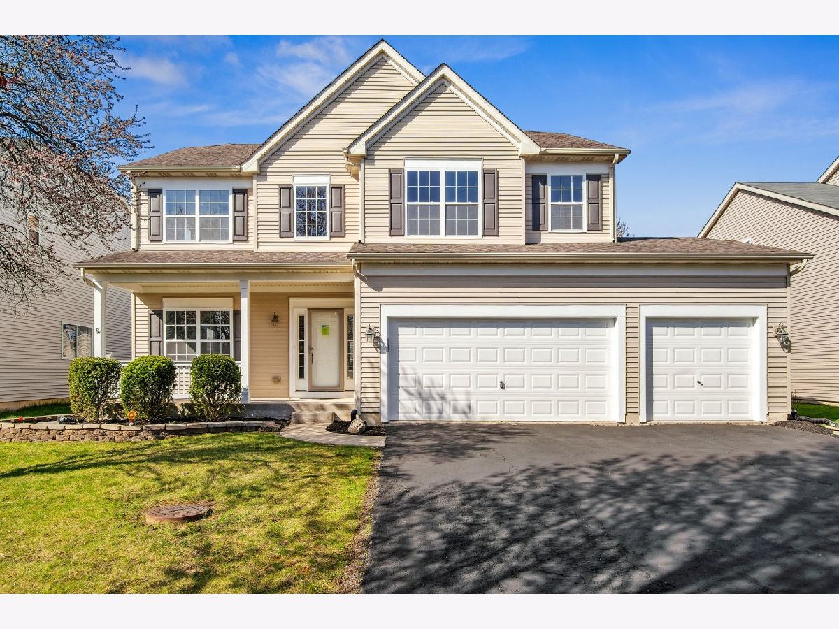 Homes Sold Saratoga Springs Montgomery Illinois, 2313 Amsterdam