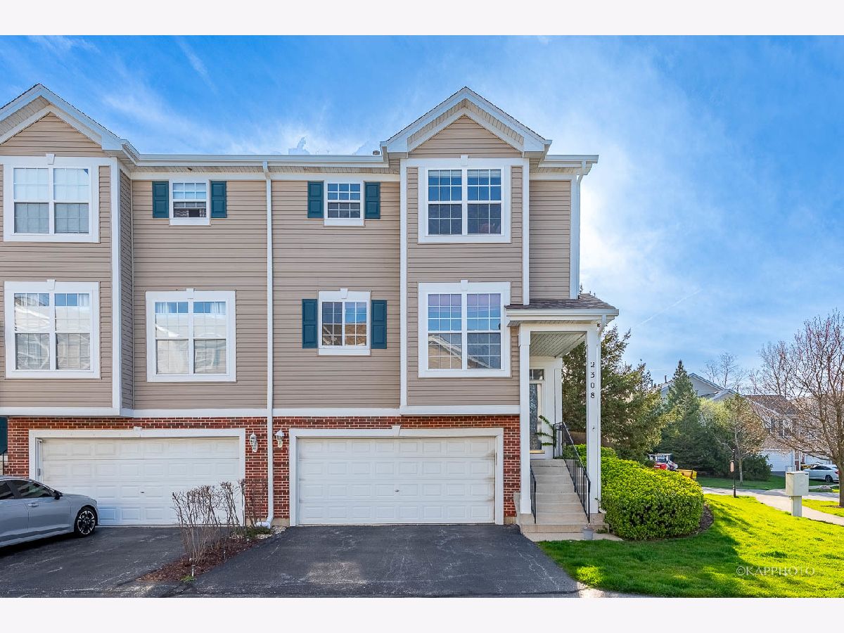Townhomes & Condos Sold Legacy Fields Aurora Illinois, 2308 Hudson
